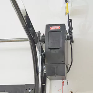 Genie 6072H-O Residential Wall Mounted Garage Door Opener in Hempstead, NY